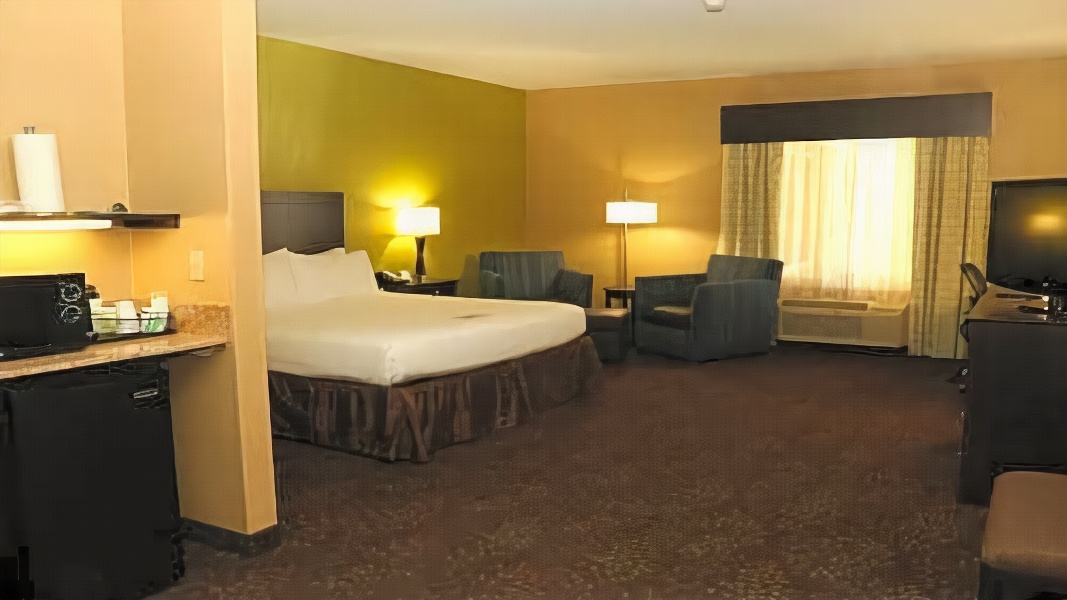 Holiday Inn Express Hotel & Suites Saginaw, an Ihg Hotel