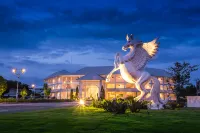 White House Hotels in Ban Tak