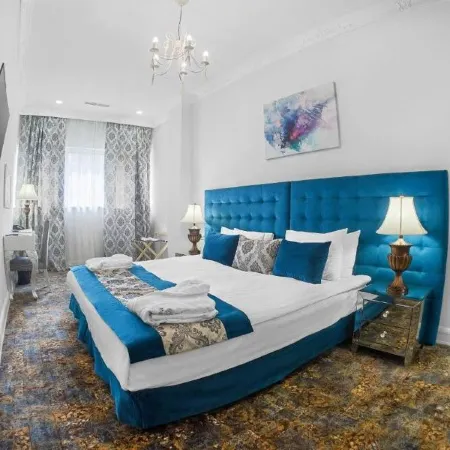 Bristol Central Park Hotel