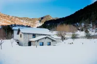 Les Pardines 1819 Mountain Suites & Spa Hotels in Meritxell
