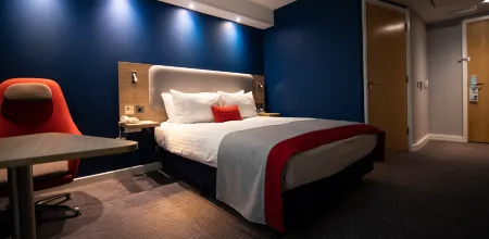 Holiday Inn Express London - Stansted Airport