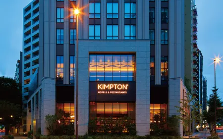 Kimpton Shinjuku Tokyo Отели рядом с достопримечательностью «Teikyo Heisei University»