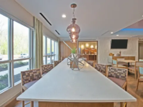 智選假日套房酒店-哈里斯堡南/新坎伯蘭 費爾維尤酒店