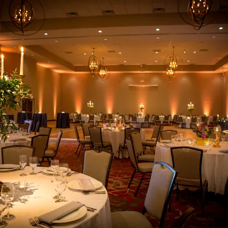 Holiday Inn MISHAWAKA - CONFERENCE CENTER by IHG Отели в г. Харрис Тауншип