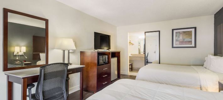 SureStay Hotel by Best Western Sarasota Lido Beach Hotels in Sarasota