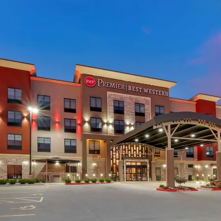 Best Western Premier Liberty Inn  Suites