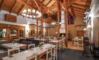 Głęboczek Vine Resort& Spa