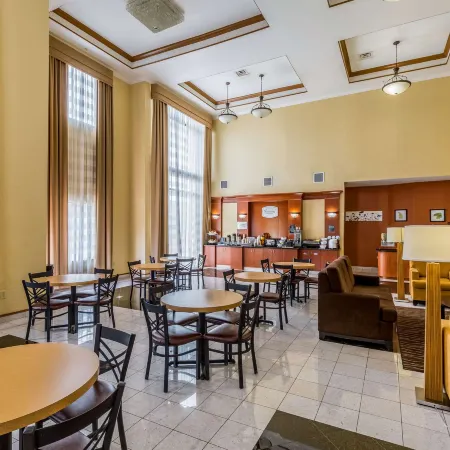 Sleep Inn & Suites Stafford - Sugarland