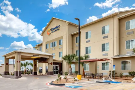 Comfort Inn & Suites Lakeside
