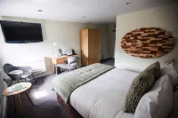 The Globe Hotel in zona Warwick Registration Office