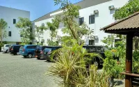 Hotel Transit Pasuruan - parkir