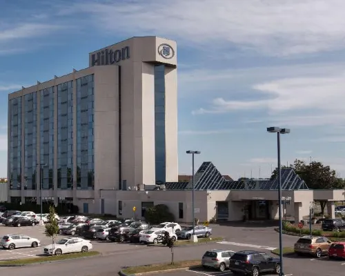 Ômage Hotel, Montreal Laval, a Tribute Portfolio Hotel Hotels in Laval