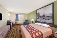 Super 8 by Wyndham Socorro - 2-Star