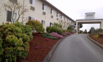 Red Lion Inn & Suites Sequim