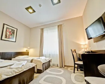 Hotel Picaro Żarska Wieś Południe A4 Kierunek Polska 茲戈熱萊茨縣酒店