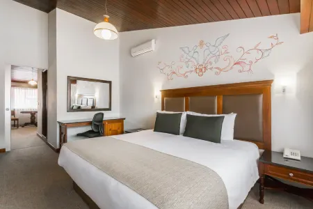 Wyndham Costa del Sol Cusco