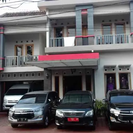 Guest House Kraton Mas