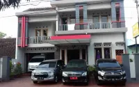 Guest House Kraton Mas Hotels in Pacitan