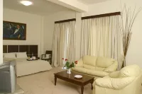 Blue Sea Hotel Alimos