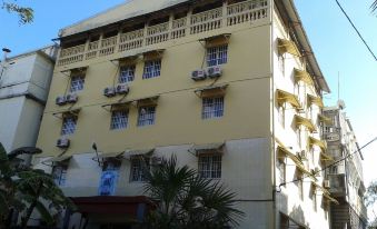 Salama Hotel