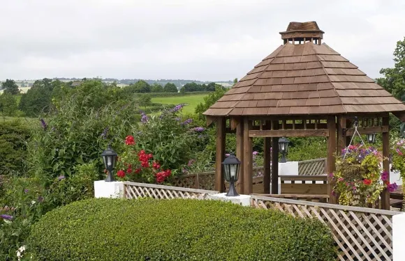 皇家橡樹牛排餐廳暨旅館