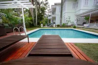 Hotel Solar do Império - Pools