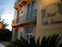 ホテル ヴィラ トライアーノ