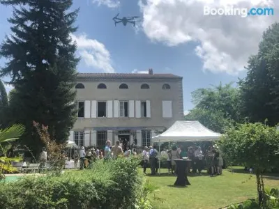 Villa Rhôna
