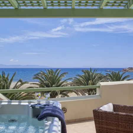 Finikas Hotel