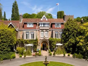 롱그빌 매너 세인트 세이비어