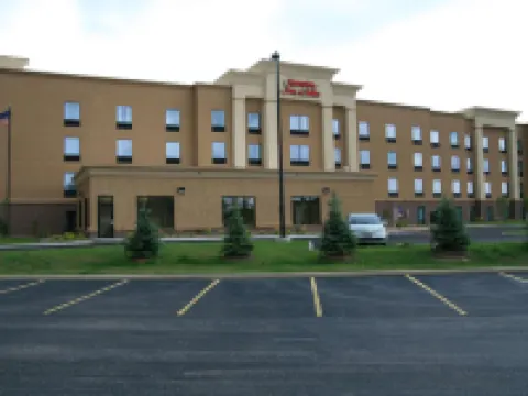 Hampton Inn & Suites Cleveland-Mentor Hotels in Mentor