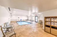Super 8 by Wyndham Altoona