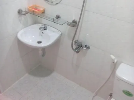 Thu Thanh Guesthouse Отели рядом с достопримечательностью «Doi Duong Beach»