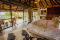 Leopard Mountain Safari Lodge Hotels in Sungulwane