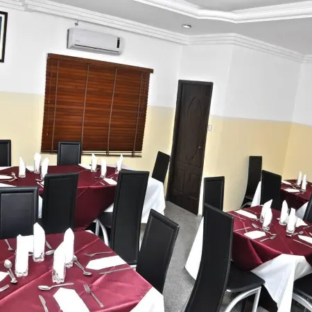 Western Dreams Hotel