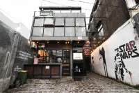Jabrix Hotel Mitra RedDoorz Hotels in Batununggal