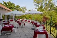 Logis Hôtel - Restaurant le Tulipier Hotels in Vienne-le-Chateau