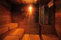 Crown Hotel Okinawa - Spa