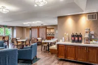 Clarion Hotel Portland International Airport
