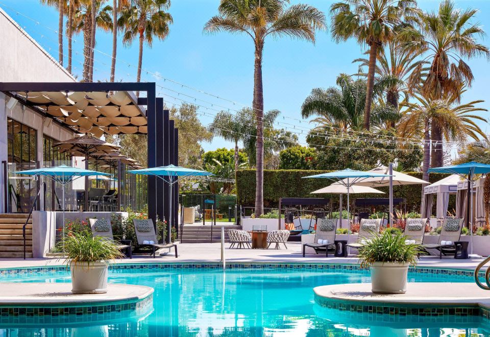 토런스 호텔 외관 이미지