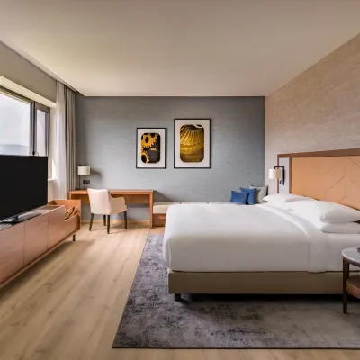 Geneva Marriott Hotel Hoteles cerca de Evangelical Church Of Meyrin
