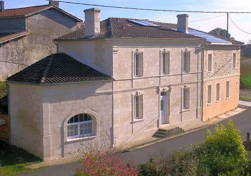 Chambres d'Hôtes le Bourdieu Hotel di Podensac