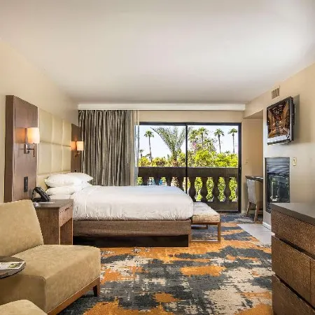 Hilton Phoenix Resort at the Peak