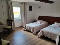 Hôtel du Lachens Hôtels à : Castellane