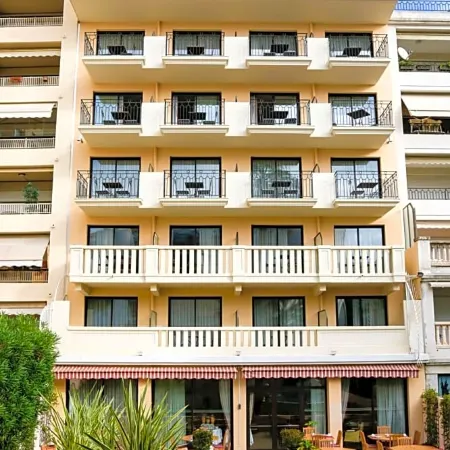 Sun Riviera Hotel