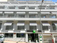 Ibis Styles Menton Centre Hotels near شاطئ ماركي