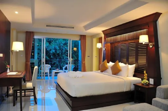August Suites Hotels near Pattaya Klang