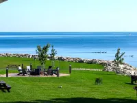 AmericInn by Wyndham Menominee Hotels in Marinette