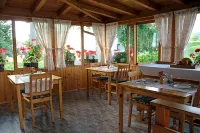 House Marija B&B Hotels in Selište Drežničko
