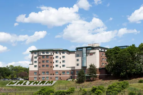 Courtyard Boston Waltham Hoteles en Waltham